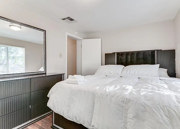 Walkable Haven 1 Mi To Dtwn & Chase Field! Сasa de vacaciones *