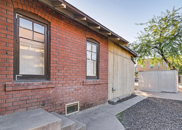Walkable Haven 1 Mi To Dtwn & Chase Field! *